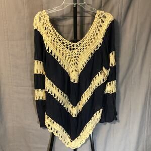 Women's Umgee Made in the USA Crochet Boho Shirt - Size Lg